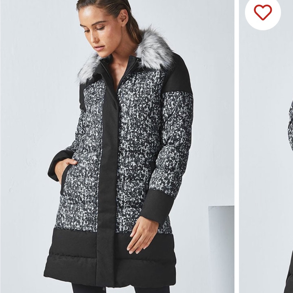 Fabletics waco puffer coat with removable fur trim small like new